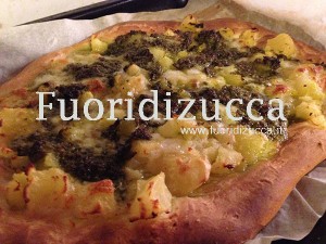 pizza patate e pesto